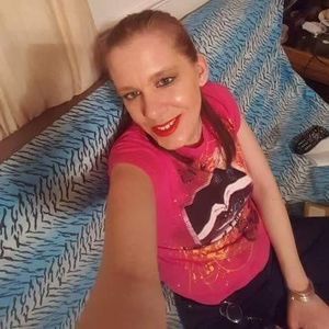 Meet your Posher, Carla